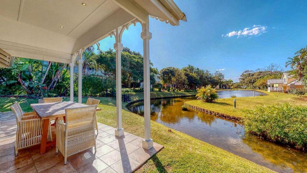 Caribbean Estates Lakeview Villa Port Edward Exterior photo